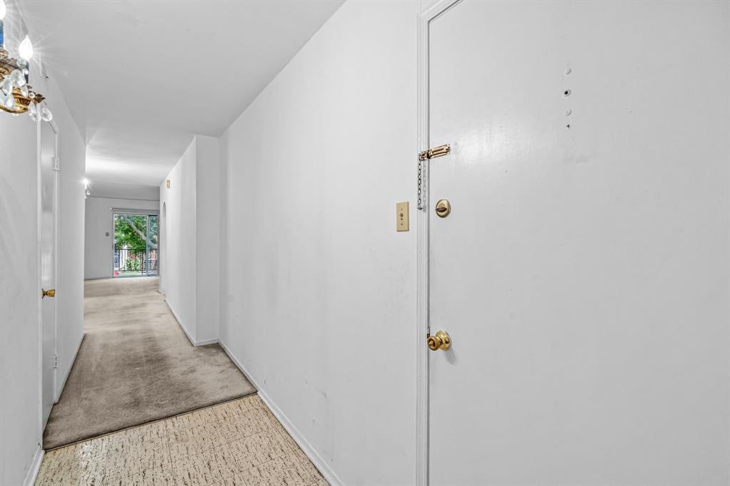 Ridglea Estate Condo - Residential
