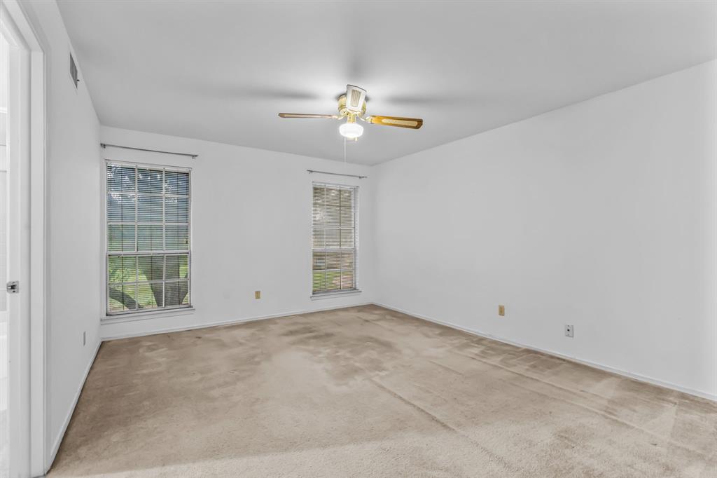Ridglea Estate Condo - Residential