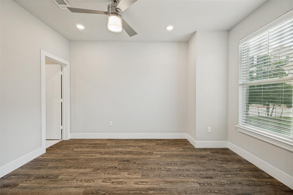 ResidencesDuck Crk - Residential