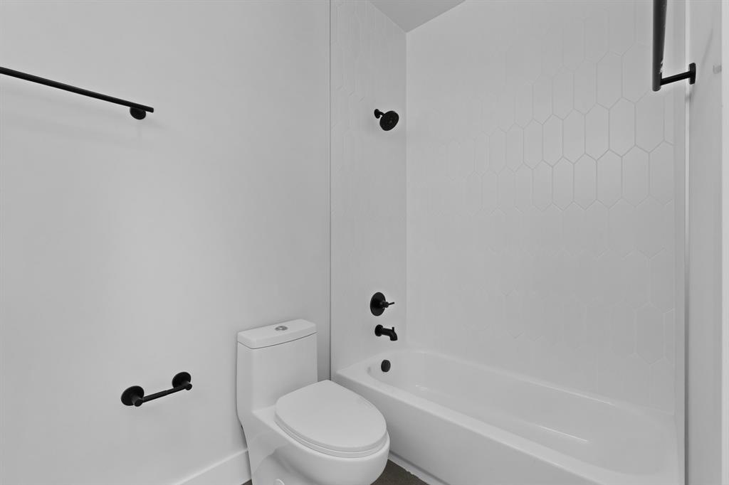 Alcott Fitzhugh Heights - Residential