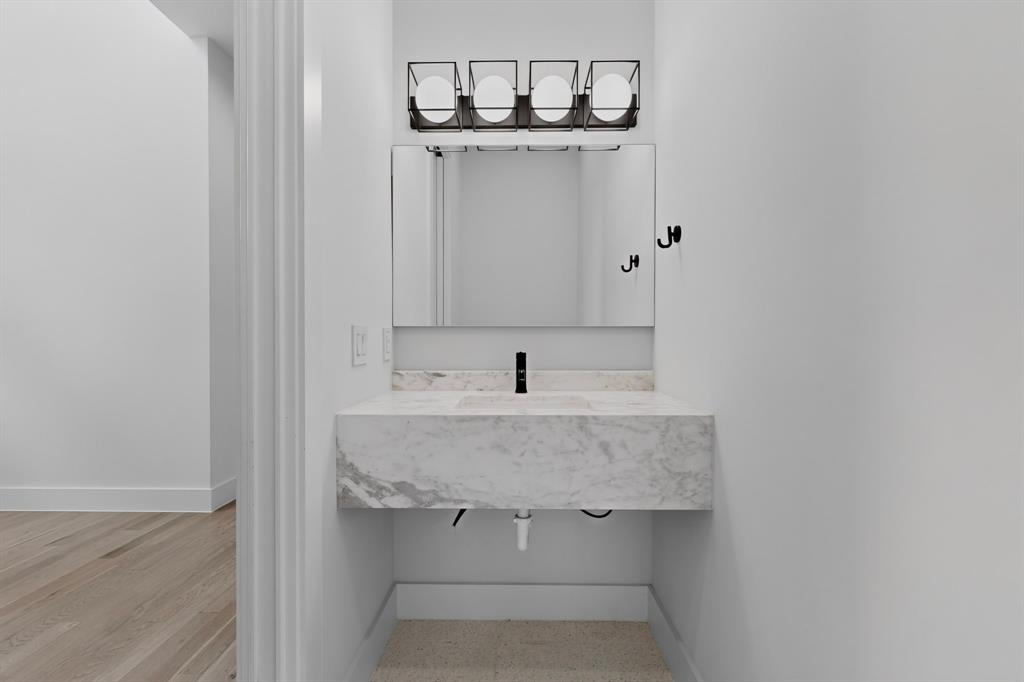 Alcott Fitzhugh Heights - Residential