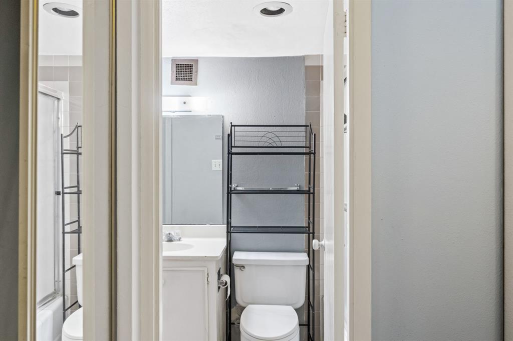 Twenty-One Turtle Creek Condos - Residential