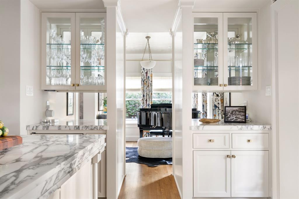 Second Instl Kessler Park - Residential