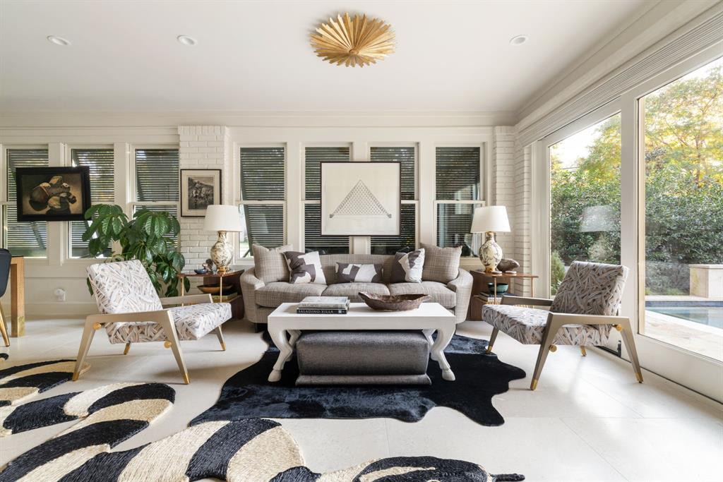 Second Instl Kessler Park - Residential