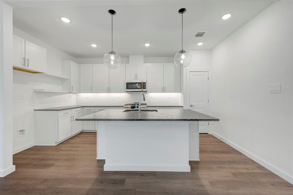 Reunion - Residential