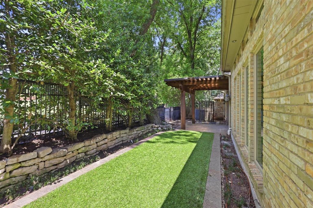 Village Of Eldorado - Forest Court - Residential