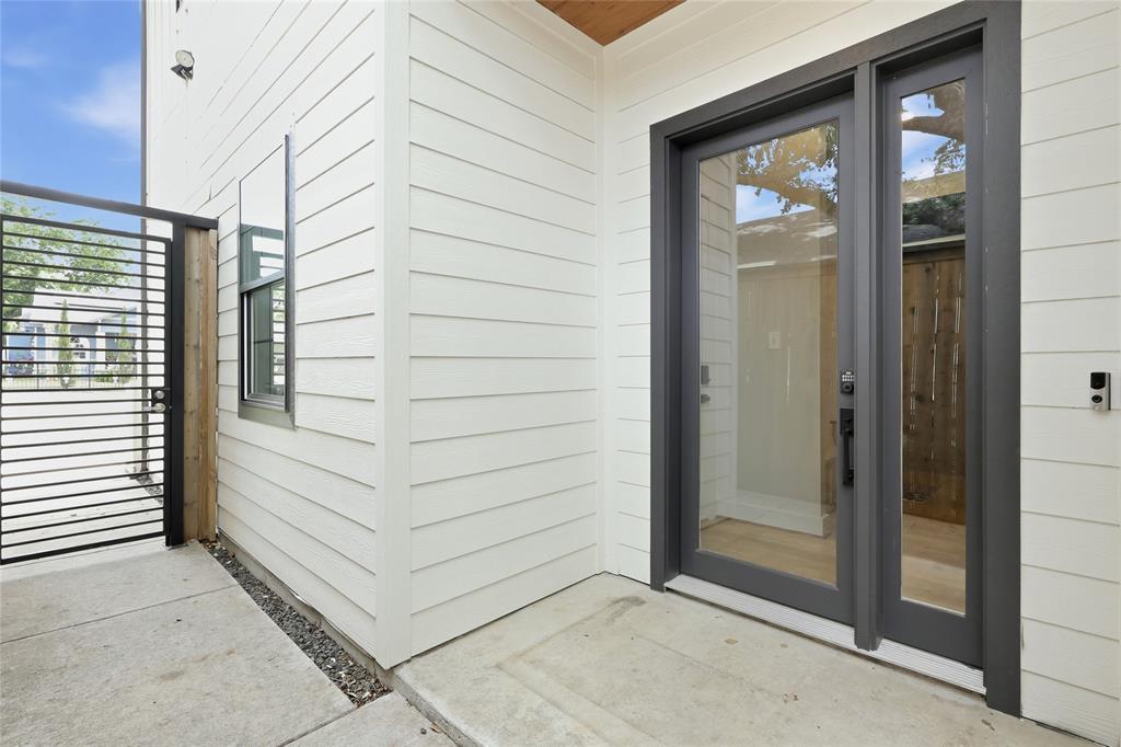Mount Auburn - Residential