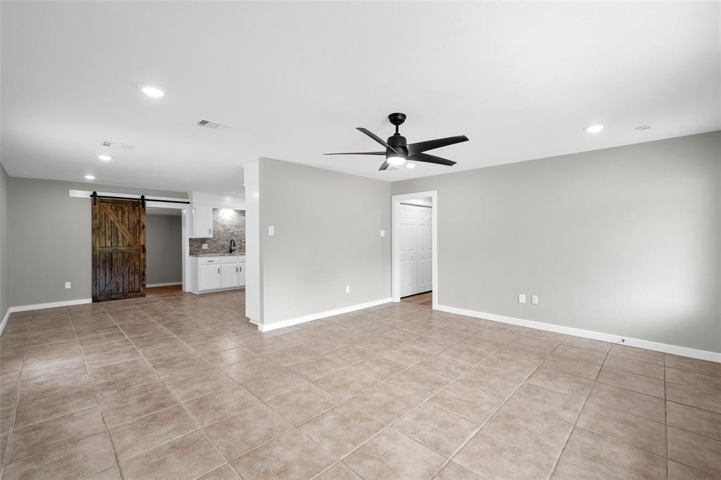 Rivercrest Estate - Residential