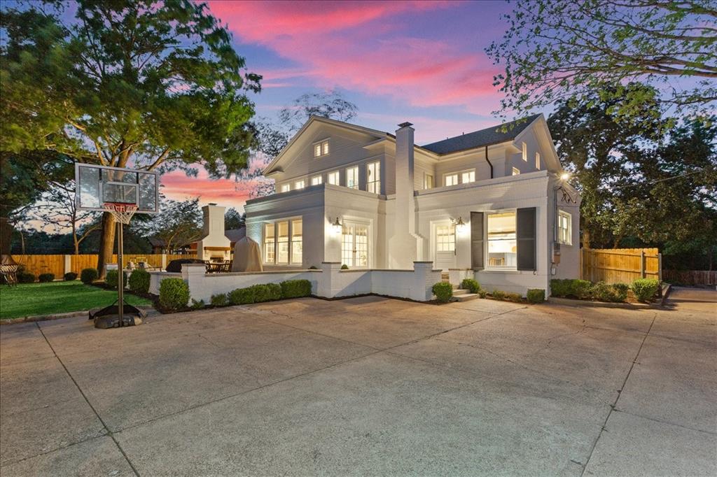 Mt Lookout - Residential