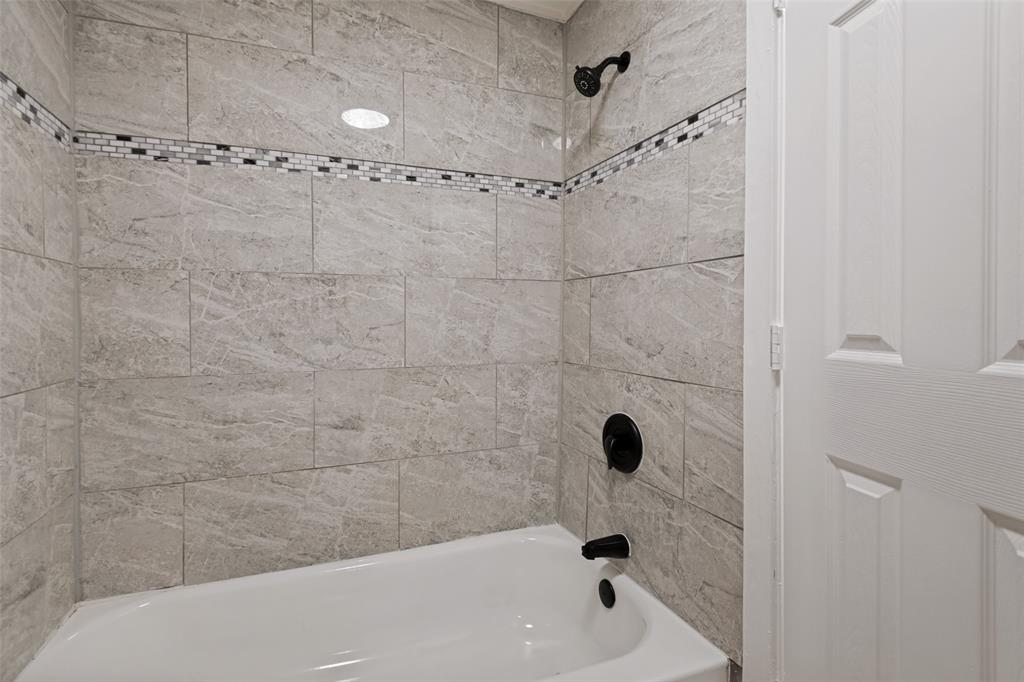 Moore & Nash - Residential