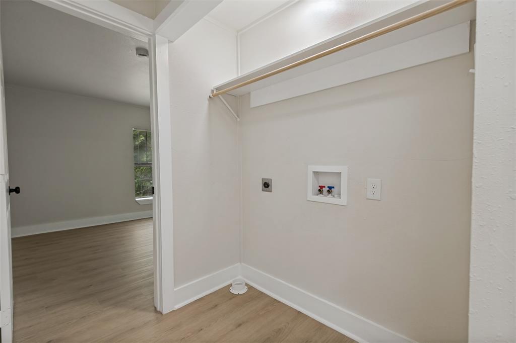 Moore & Nash - Residential
