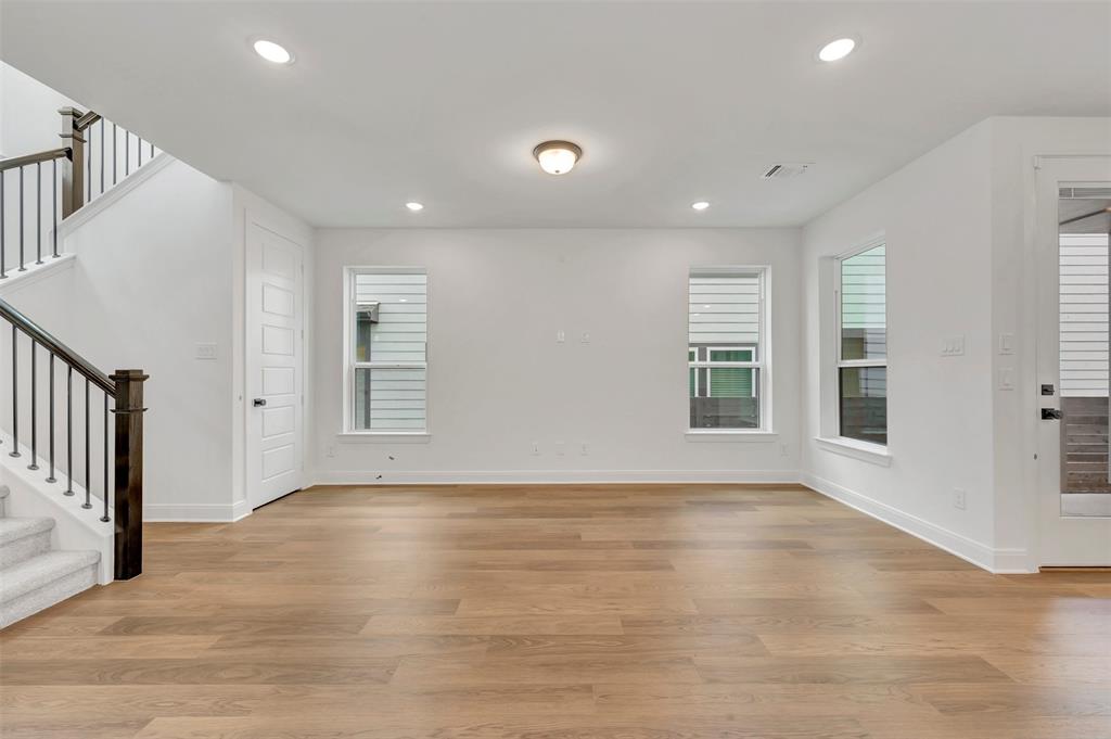 Painted Tree-Woodland West - Residential