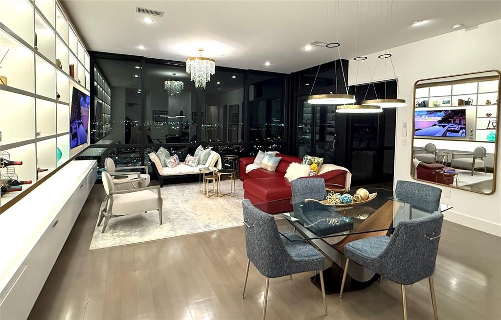House - Residential