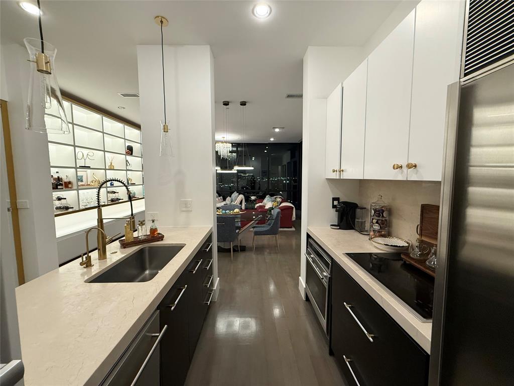 House - Residential