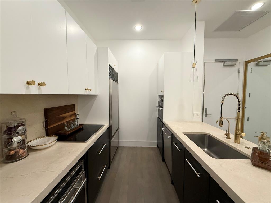House - Residential