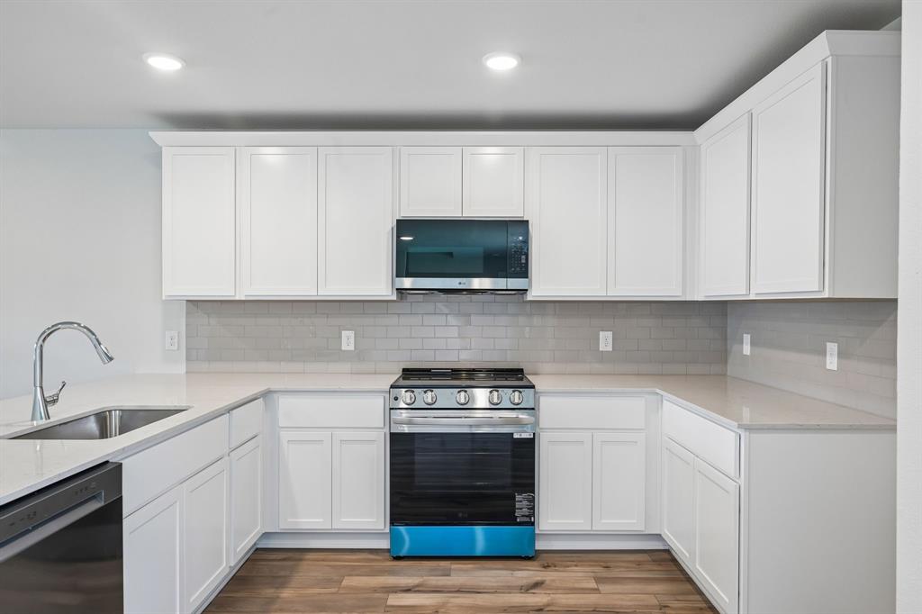 Middlefield Village - Residential