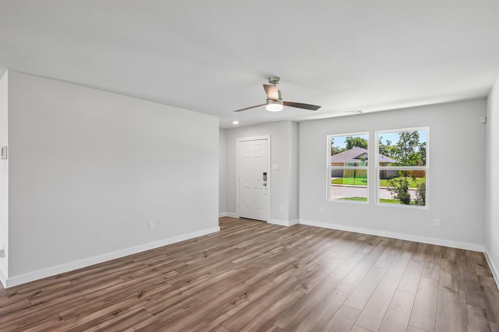 Middlefield Village - Residential