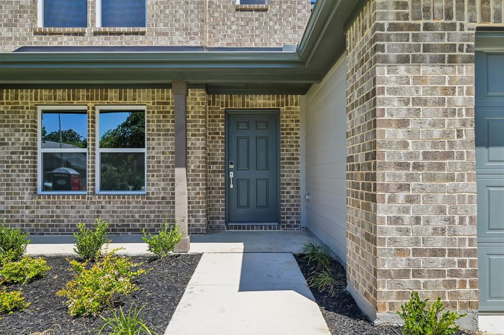 Middlefield Village - Residential