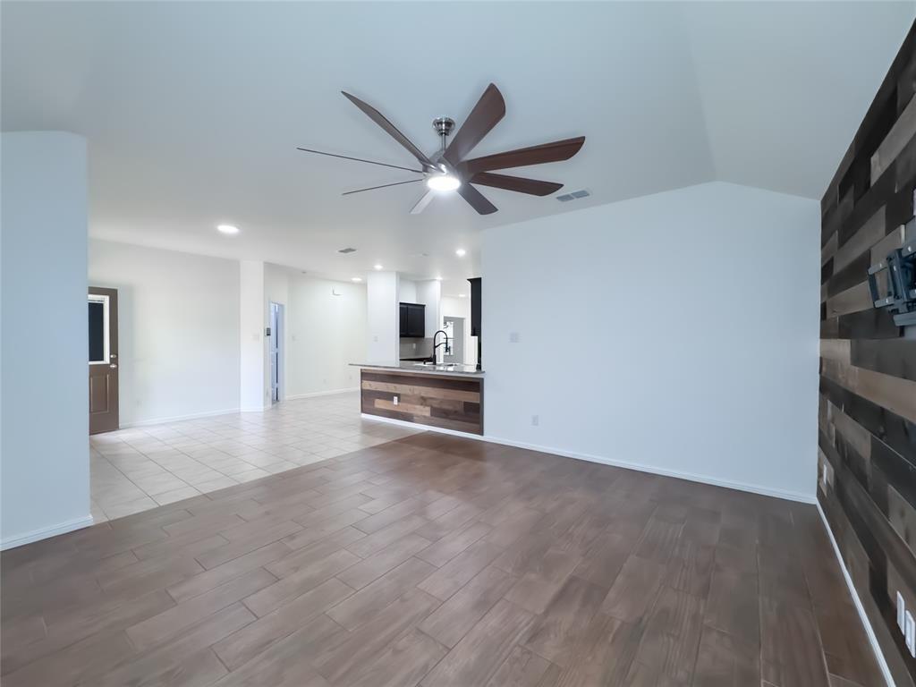 Trinity Oaks - Residential