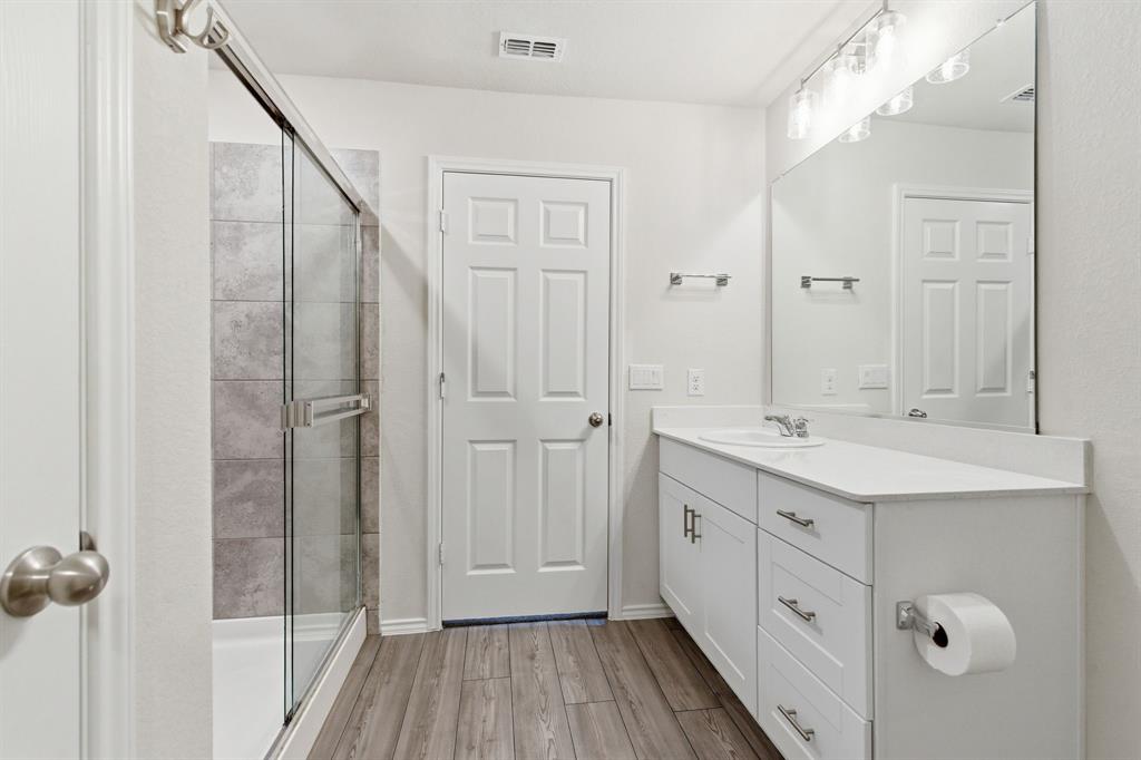 Elizabeth Crk Alpha Ranch - Residential