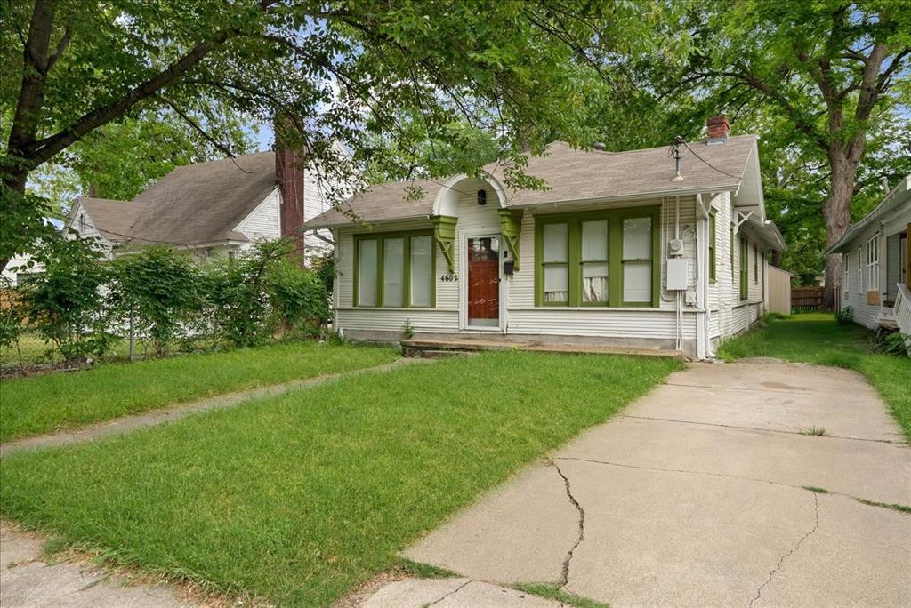 Charming single-family home nestled in the heart of Old East Dallas.  Built in 1912, this historic residence offers 3 bedrooms and 1 bathroom across 1,344 square feet of living space.  Situated on a 6,000-square-foot lot, the property exudes vintage character with its early 20th century architecture.  While specific interior details are limited, the home presents a wonderful opportunity for restoration enthusiasts to bring modern updates while preserving its classic charm. Located in a vibrant neighborhood known for its rich history and architectural diversity, this property is ideal for those seeking to invest in a piece of Dallas's heritage.
Seller does not have survey, if new survey is needed this will be a buyer's expense.  Preferred Title Company: Independence Title, 2424 Gus Thomasson Rd. Suite A, Mesquite TX  75150