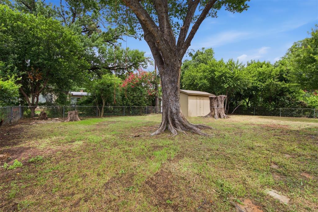Mays Clyde W Add - Residential