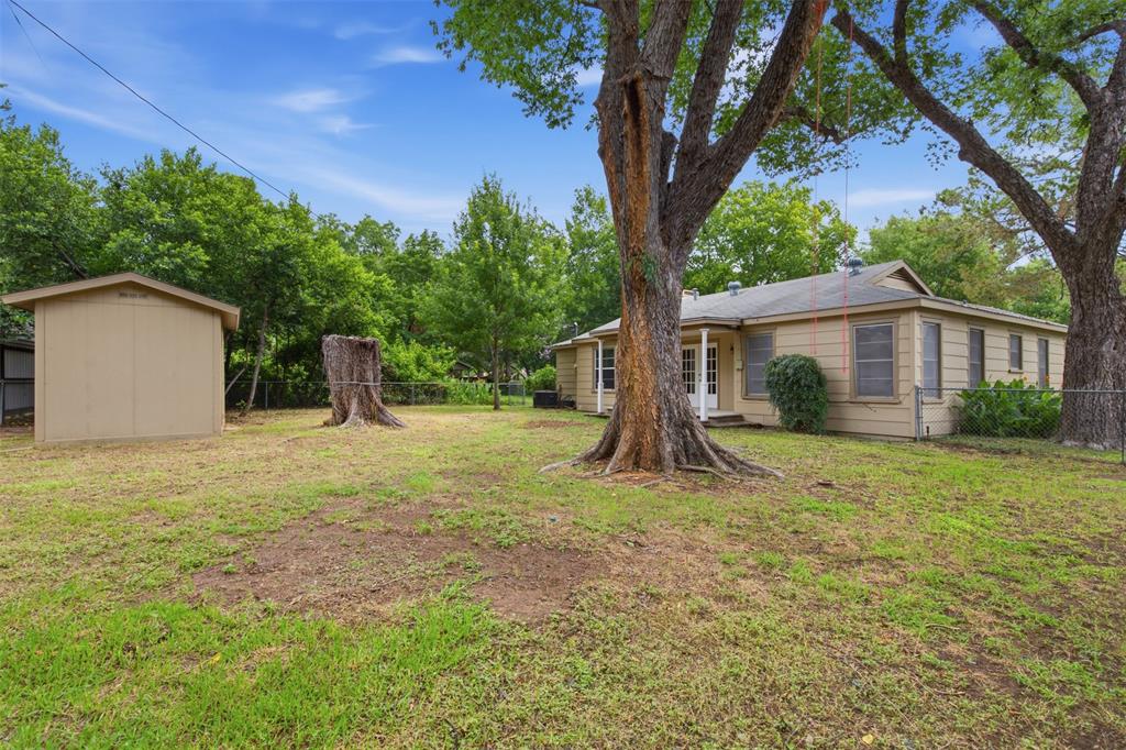 Mays Clyde W Add - Residential