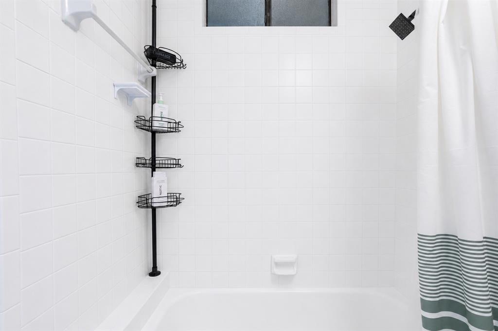 Holland Park Condo - Residential