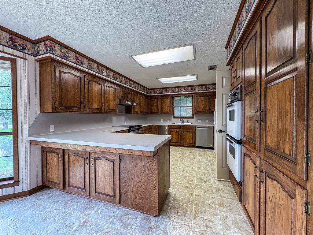 Oak Terrace - Residential