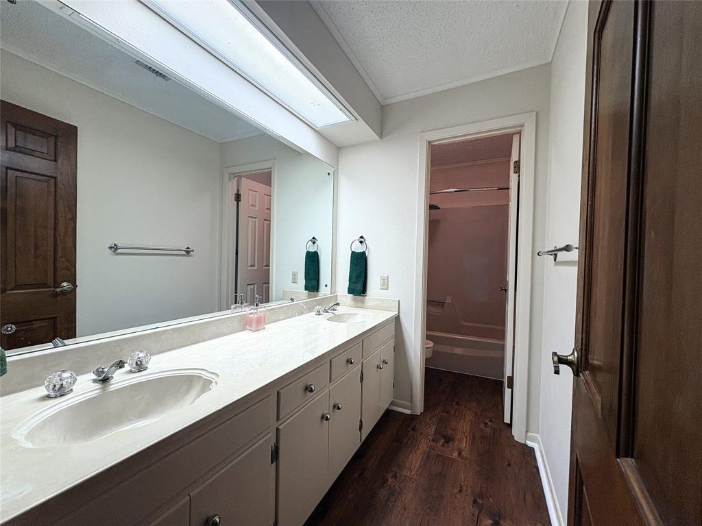 Oak Terrace - Residential