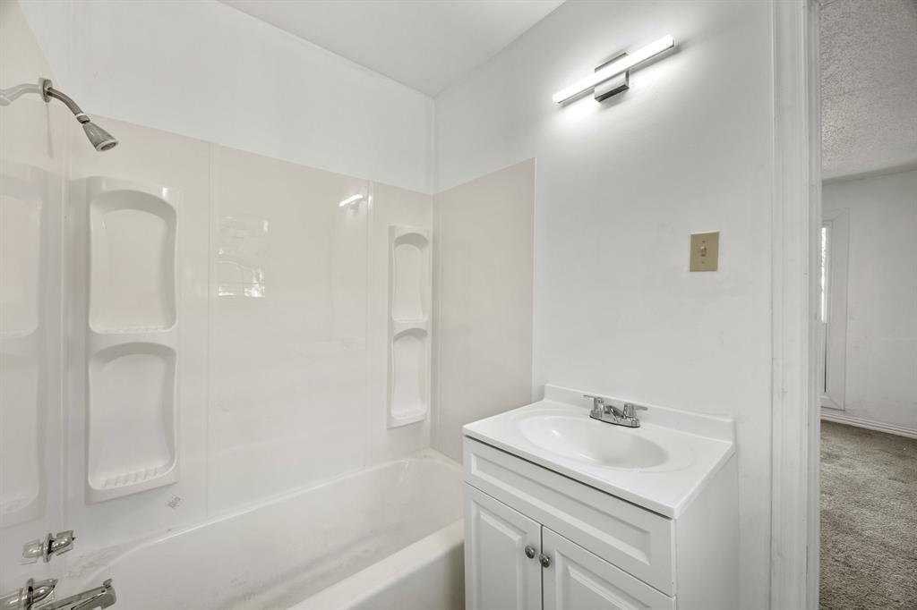 E A Gracey Estate - Residential