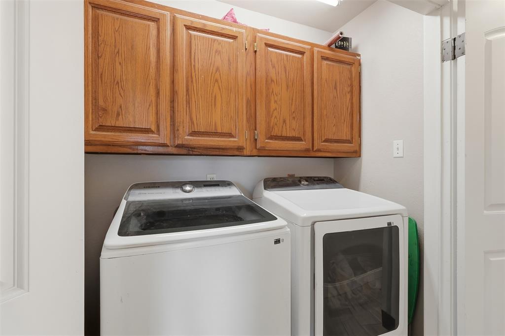 A0343 EM EUBANKS ACRES - Residential