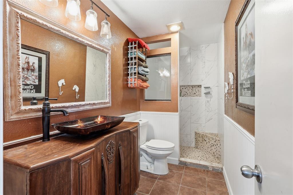 A0343 EM EUBANKS ACRES - Residential