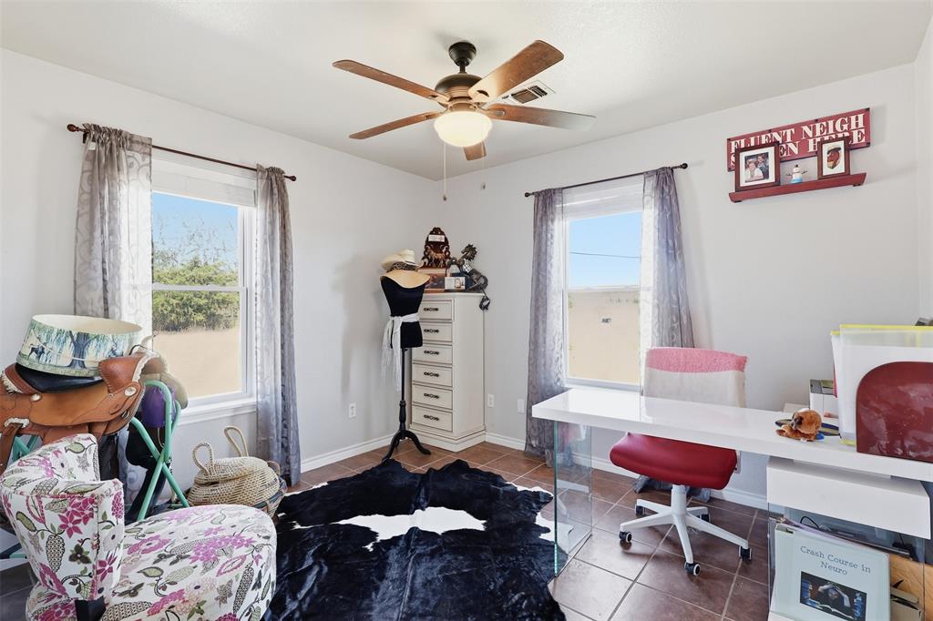 A0343 EM EUBANKS ACRES - Residential