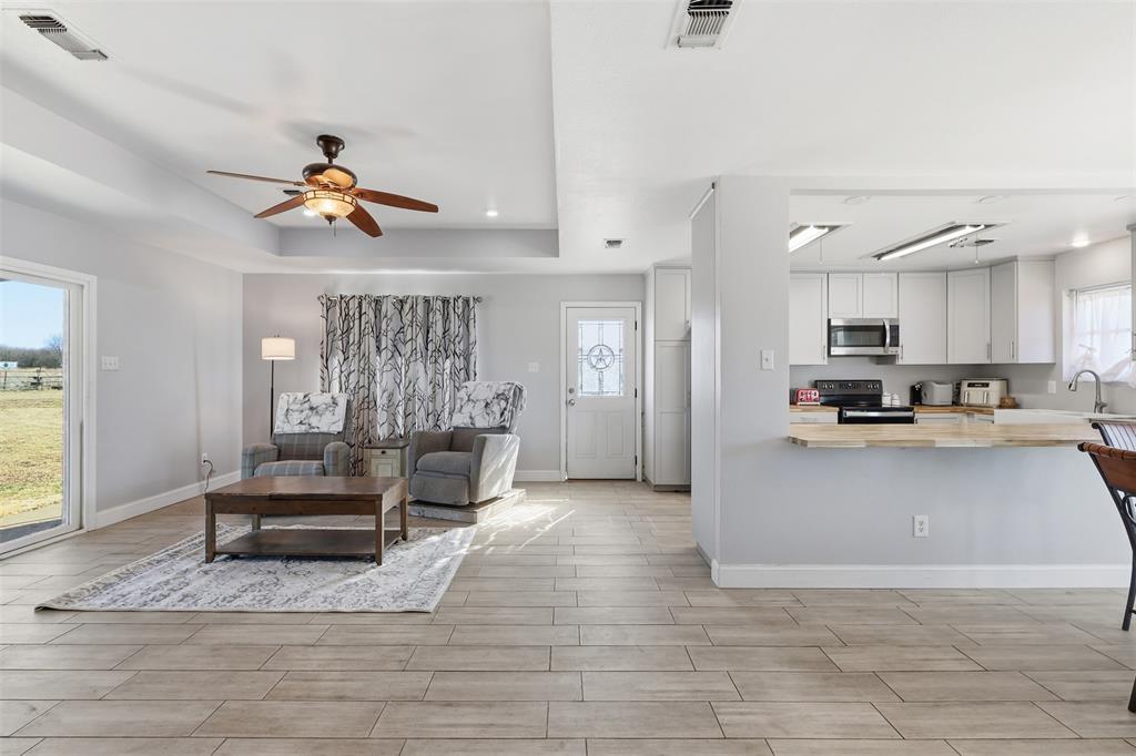 A0343 EM EUBANKS ACRES - Residential