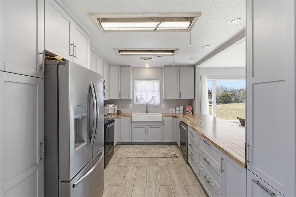 A0343 EM EUBANKS ACRES - Residential