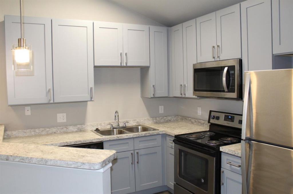Sable Ridge Condos Ph 01-06 - Residential