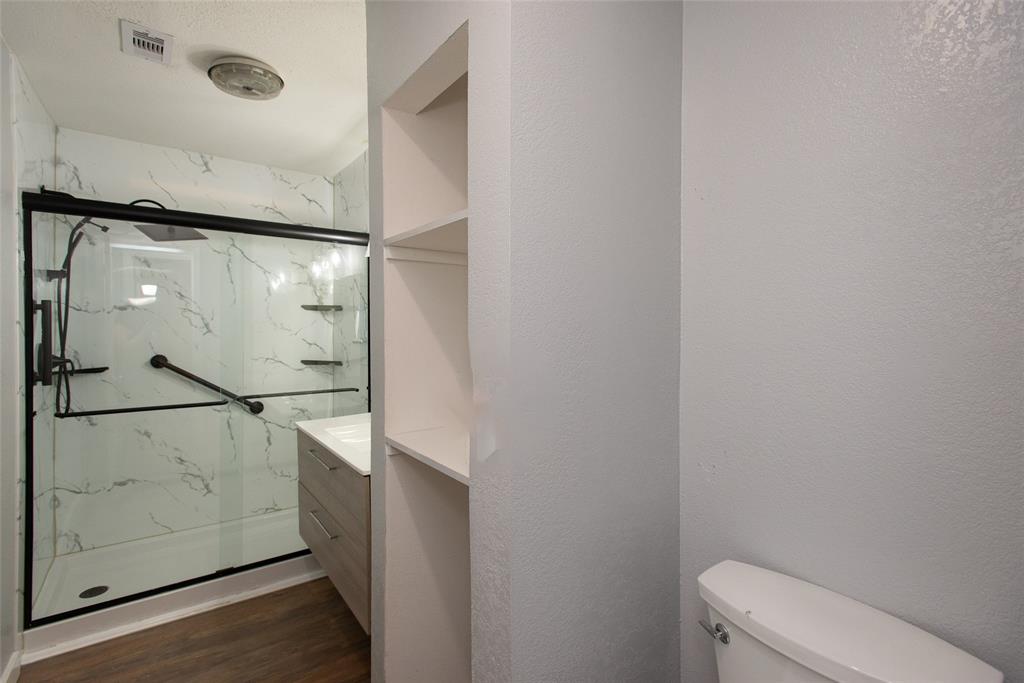Cedarcrest Shores Estate - Residential