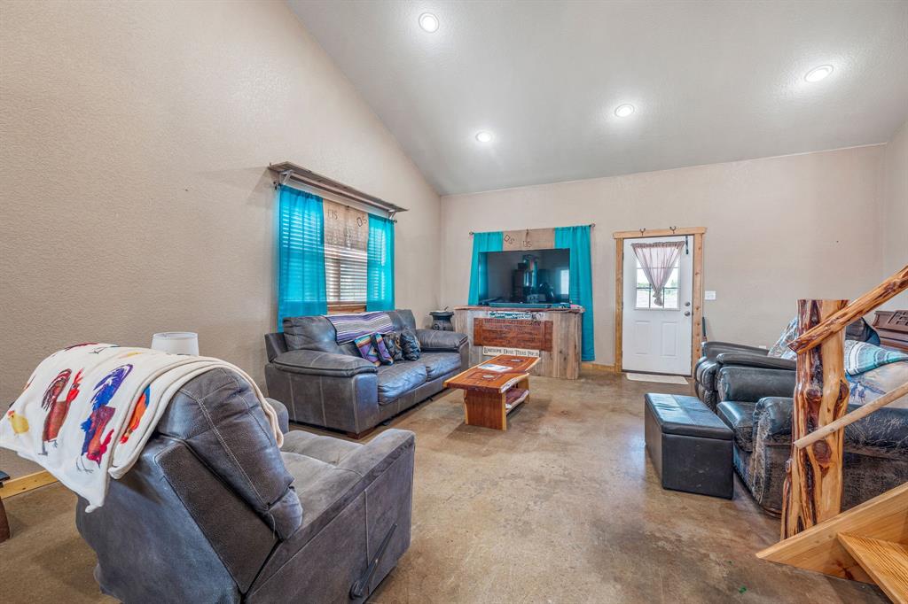 Horsemans Ranch - Residential
