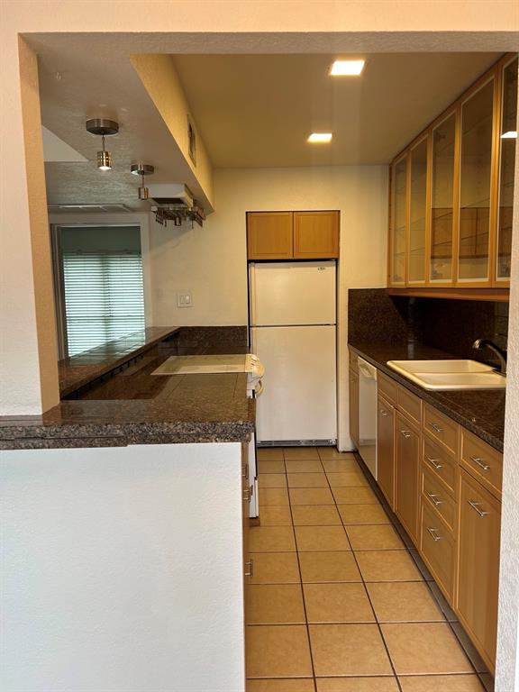 Bowser Ave Condo 4112 - Residential