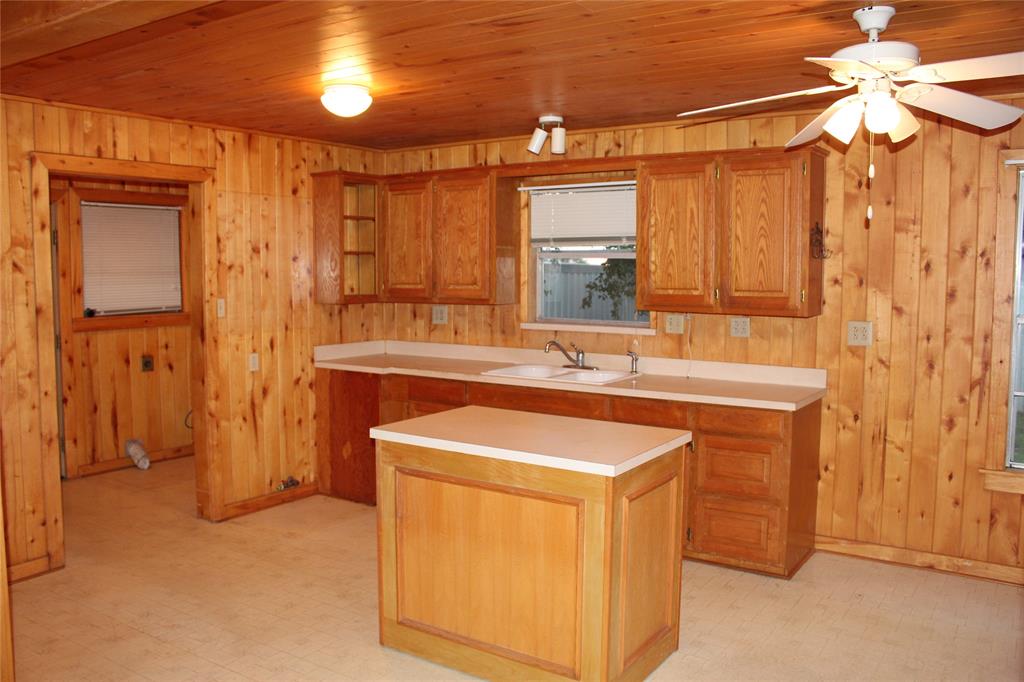 1.897 Ac, C Askins, Tr 685 - Residential