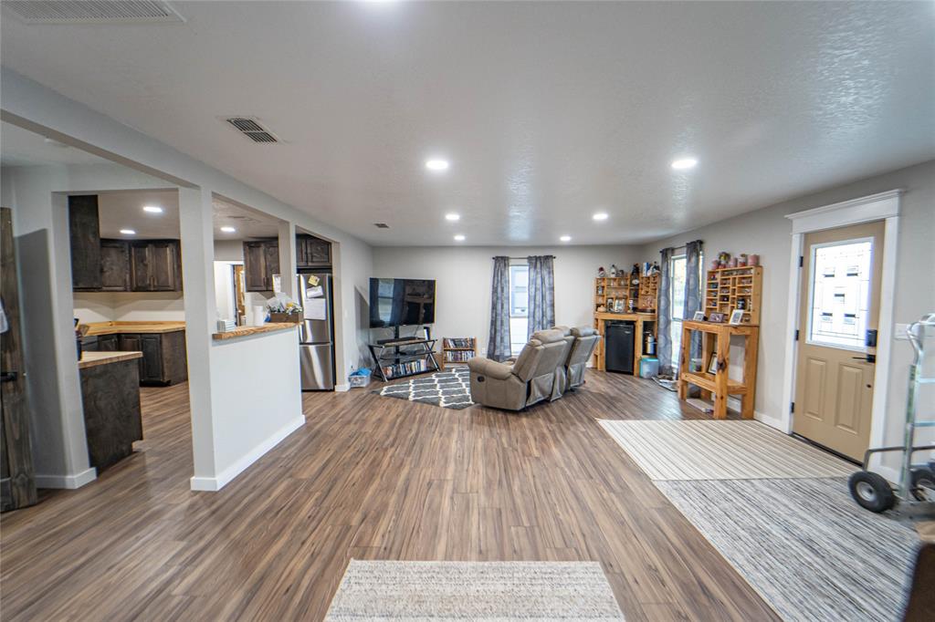 Holloman S - Residential