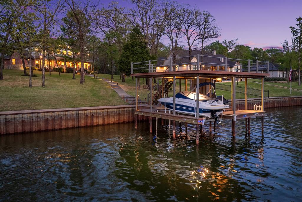 Pinnacle Club - Residential
