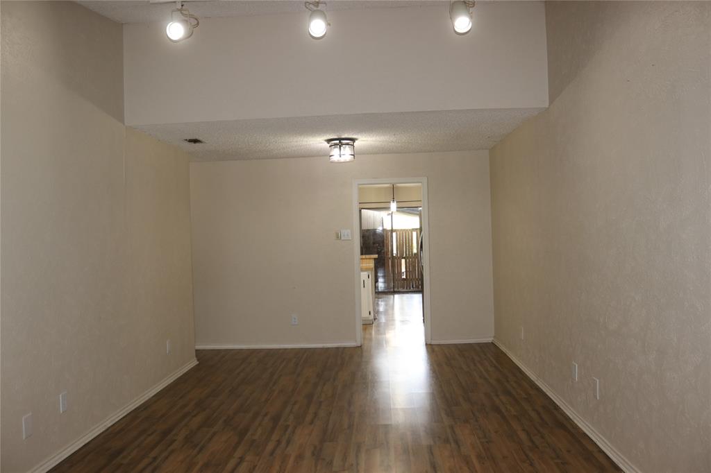 Skyline Park 02 - Residential