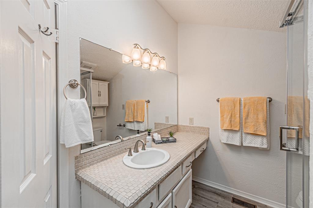 Springmont Condo Ph 01-04 - Residential