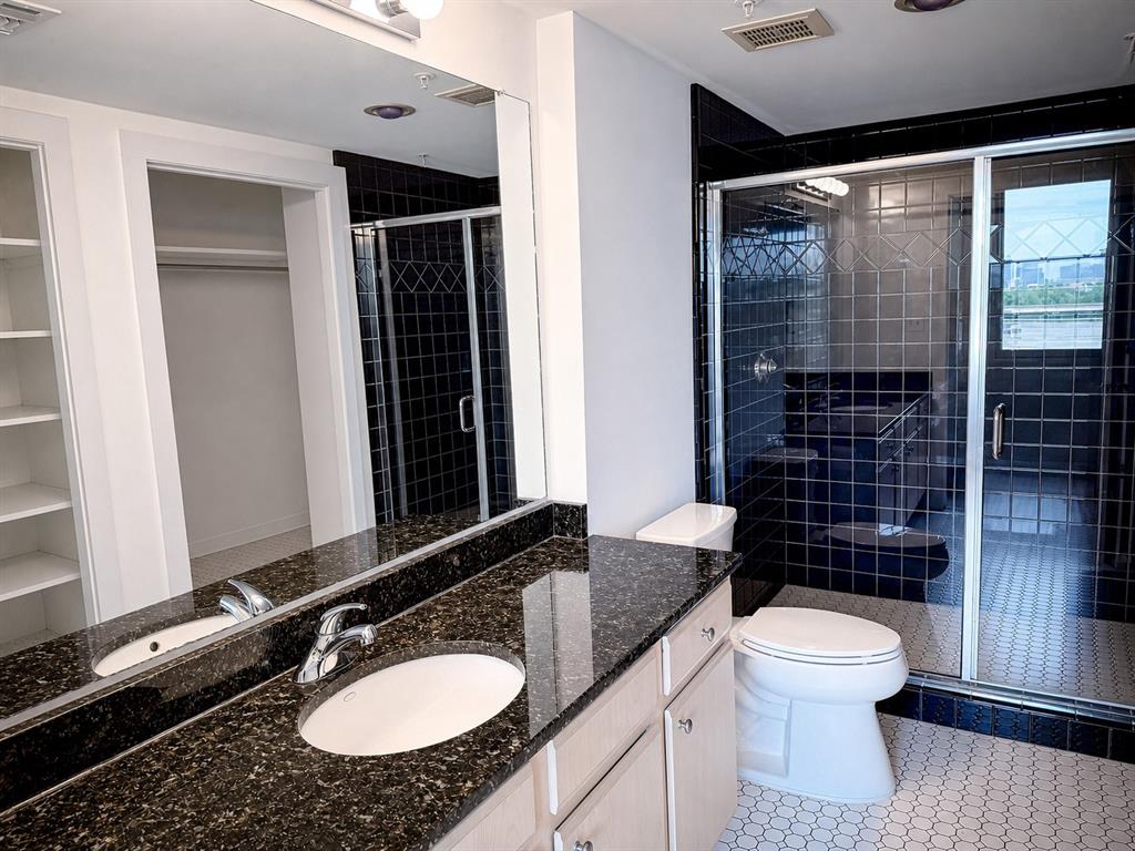 Live Oak Lofts Condo - Residential