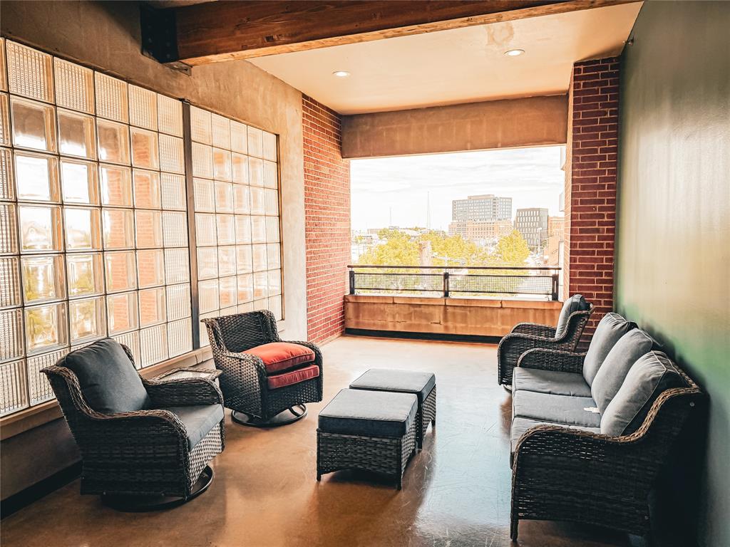 Live Oak Lofts Condo - Residential