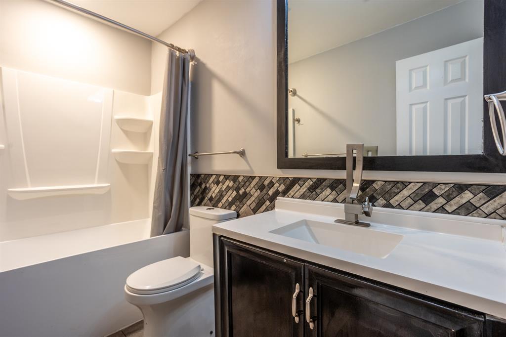 MEADOW CREEK ESTATES - Residential