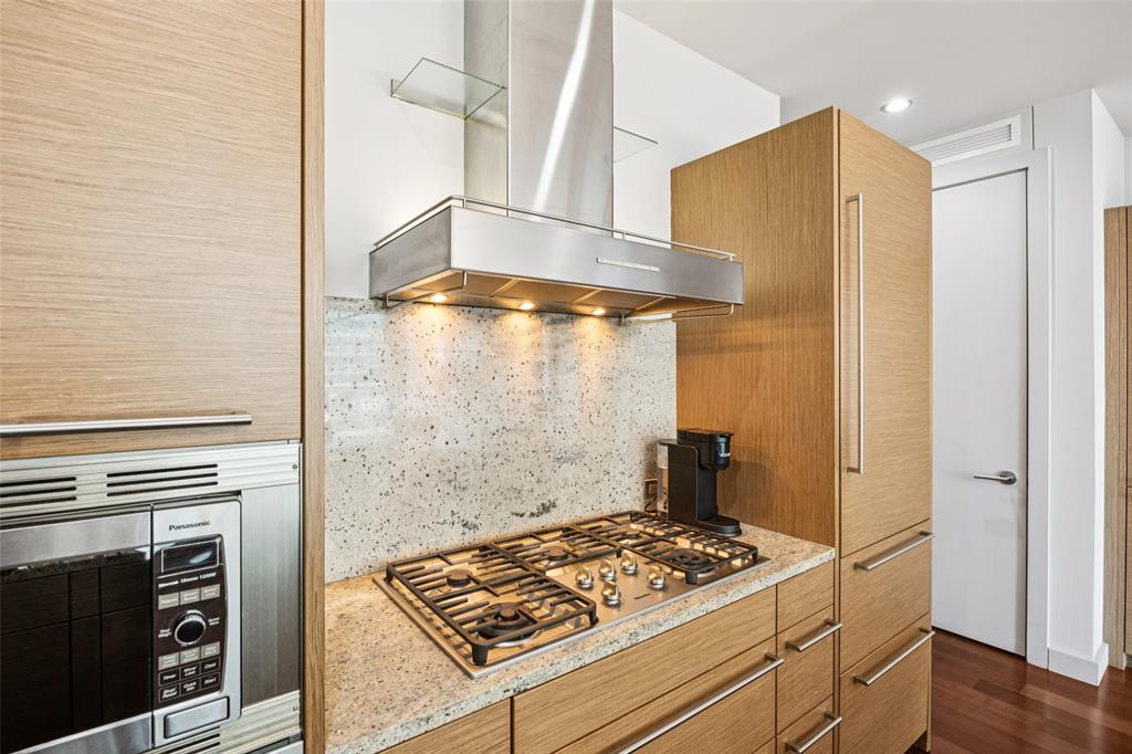 Azure Condo - Residential