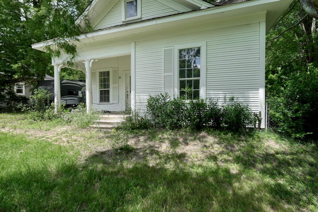 Abst A 0381 J Gibson - Residential